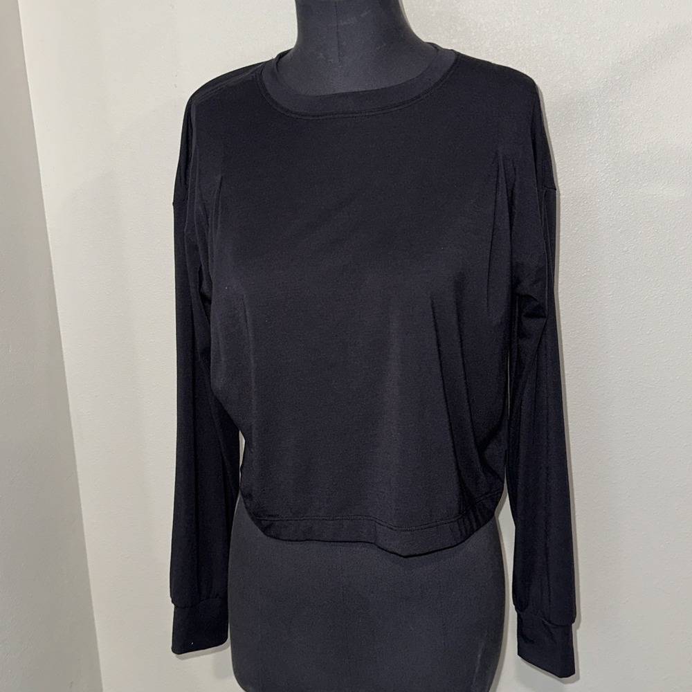 Athleta Relaxed Cropped Black Long Sleeve Top Womens Size XXS